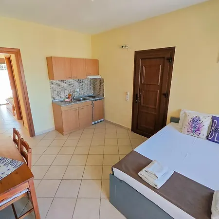 Aparthotel Lavender *