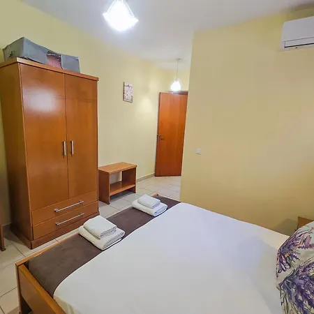 Lavender Apartahotel 4*