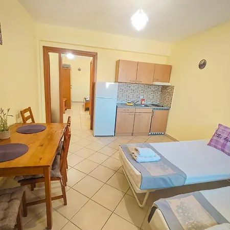 Lavender Apartahotel 4*