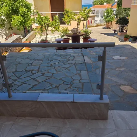 Lavender Apartahotel